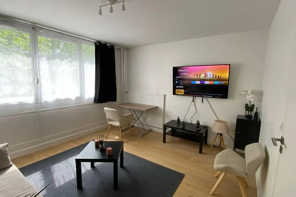 Chic & Confort - La Villette A Proximite - Paris Vivant! 0*,  France